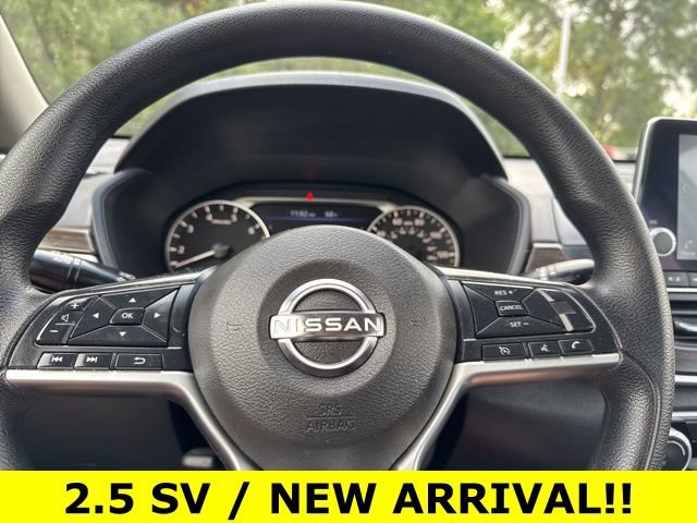 Used 2023 Nissan Altima 2.5 SV image 10