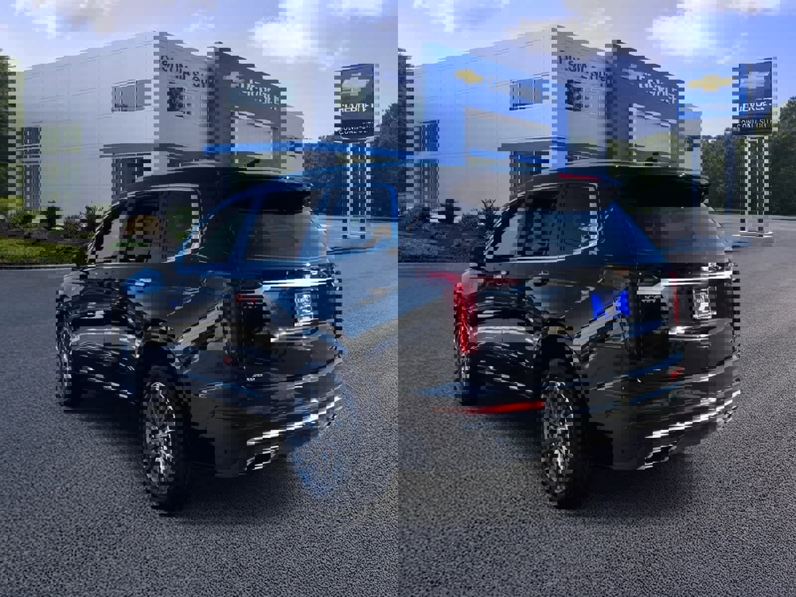 Certified 2025 Cadillac XT6 Premium Luxury image 4