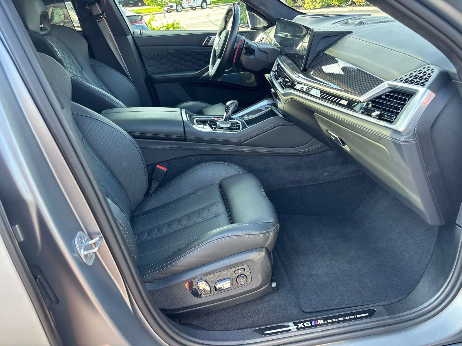 Used 2024 BMW X6 M Competition w/ Executive Package AWD/4WD image 17