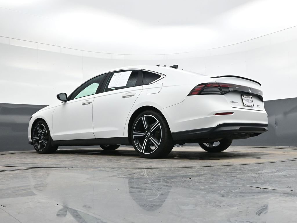 Used 2025 Honda Accord Sport image 36