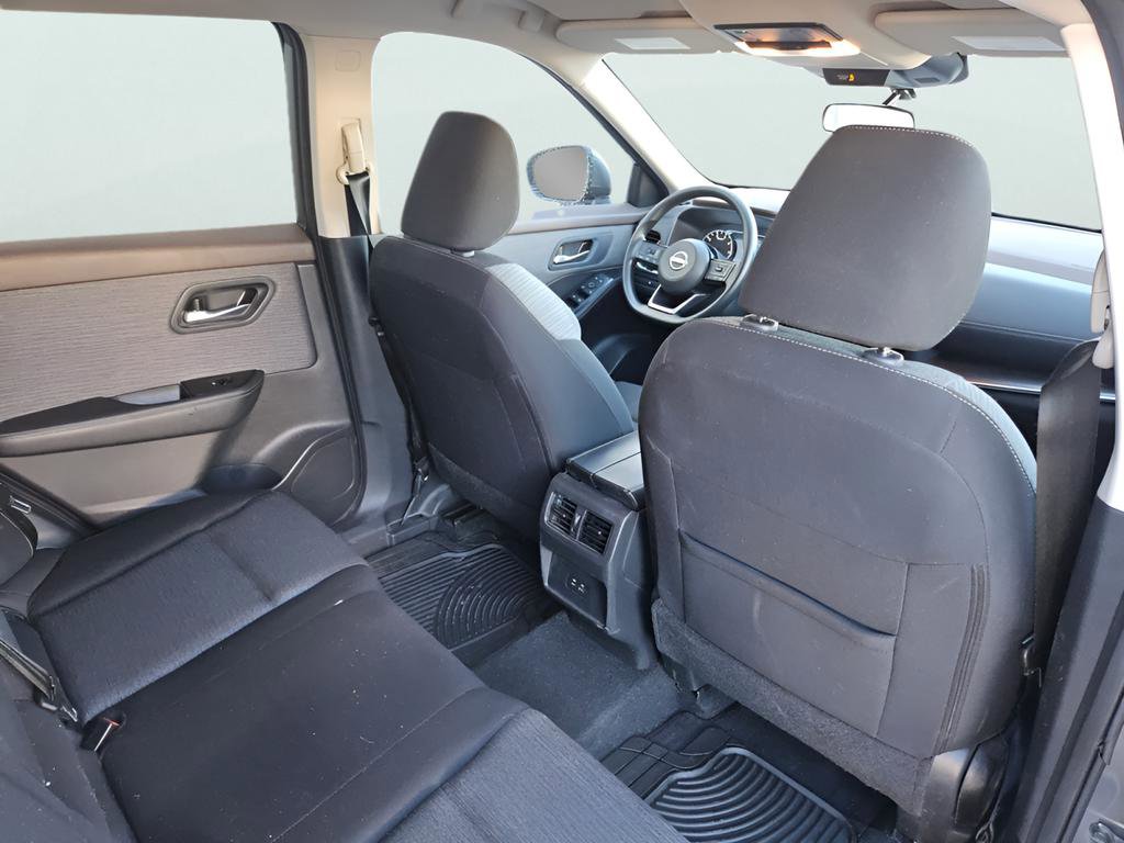 Used 2023 Nissan Rogue SV FWD image 38