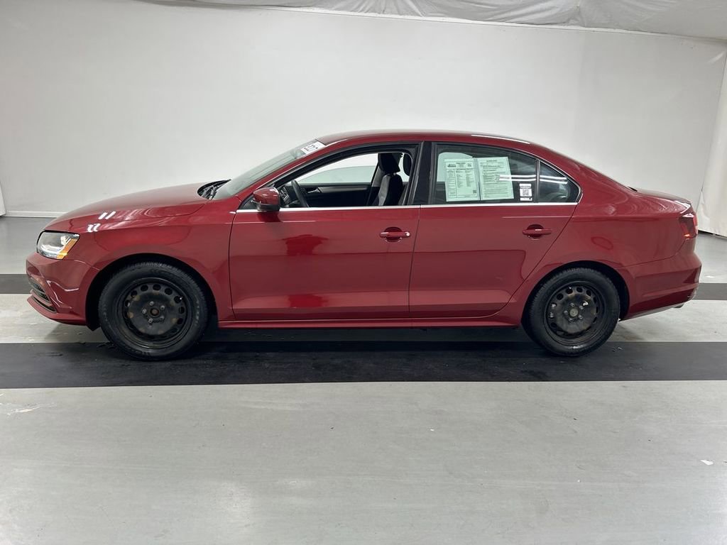 Used 2017 Volkswagen Jetta S image 6