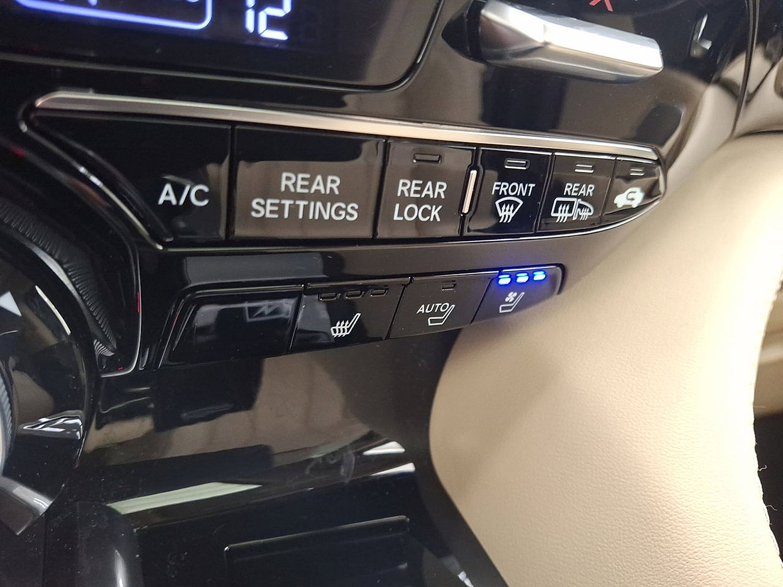 Used 2022 Acura MDX w/ Advance Package image 19