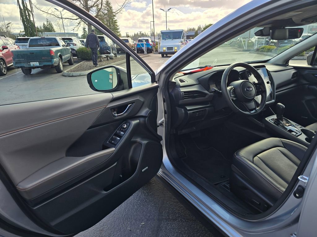 Certified 2025 Subaru Crosstrek 2.5i Limited w/ Crosstrek Mirror Package image 7