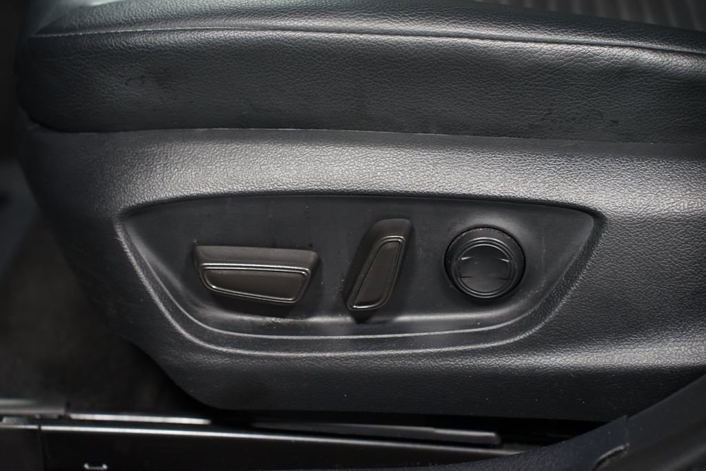 Certified 2024 Toyota Camry SE image 33