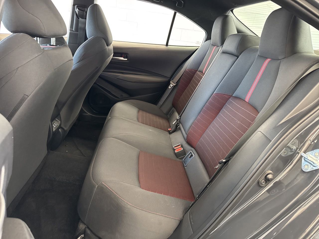 Used 2025 Toyota Corolla SE image 36