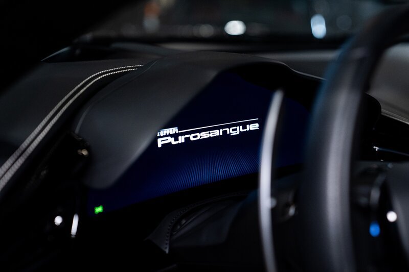 Used 2024 Ferrari Purosangue AWD/4WD image 15