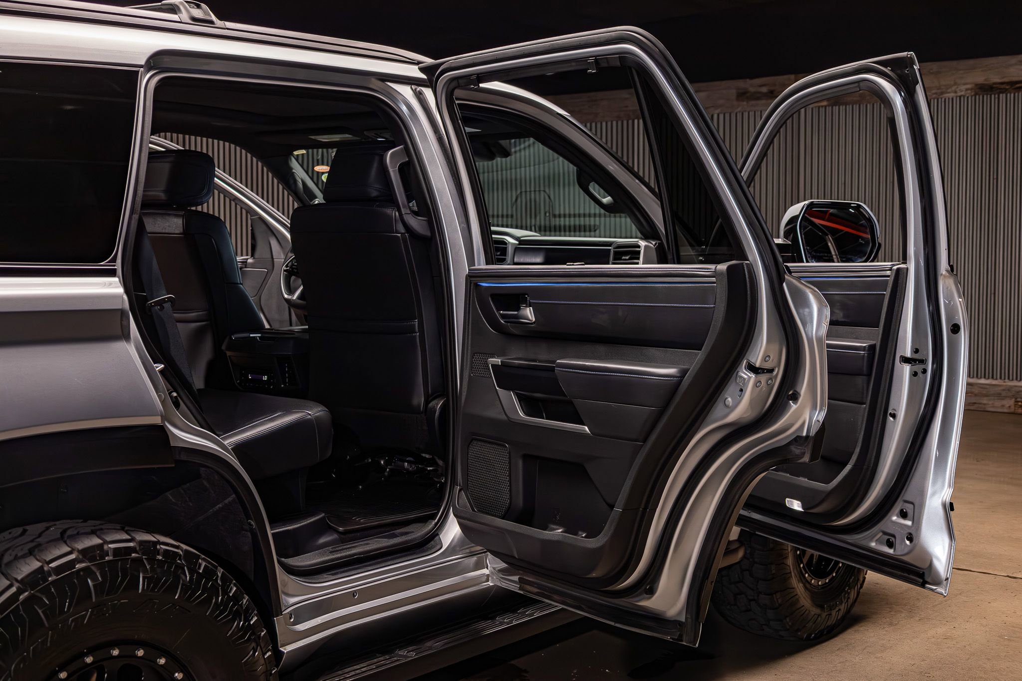 Used 2024 Toyota Sequoia Platinum image 31