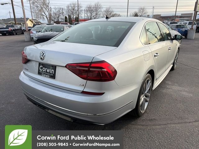 Used 2017 Volkswagen Passat 1.8T R-Line image 5