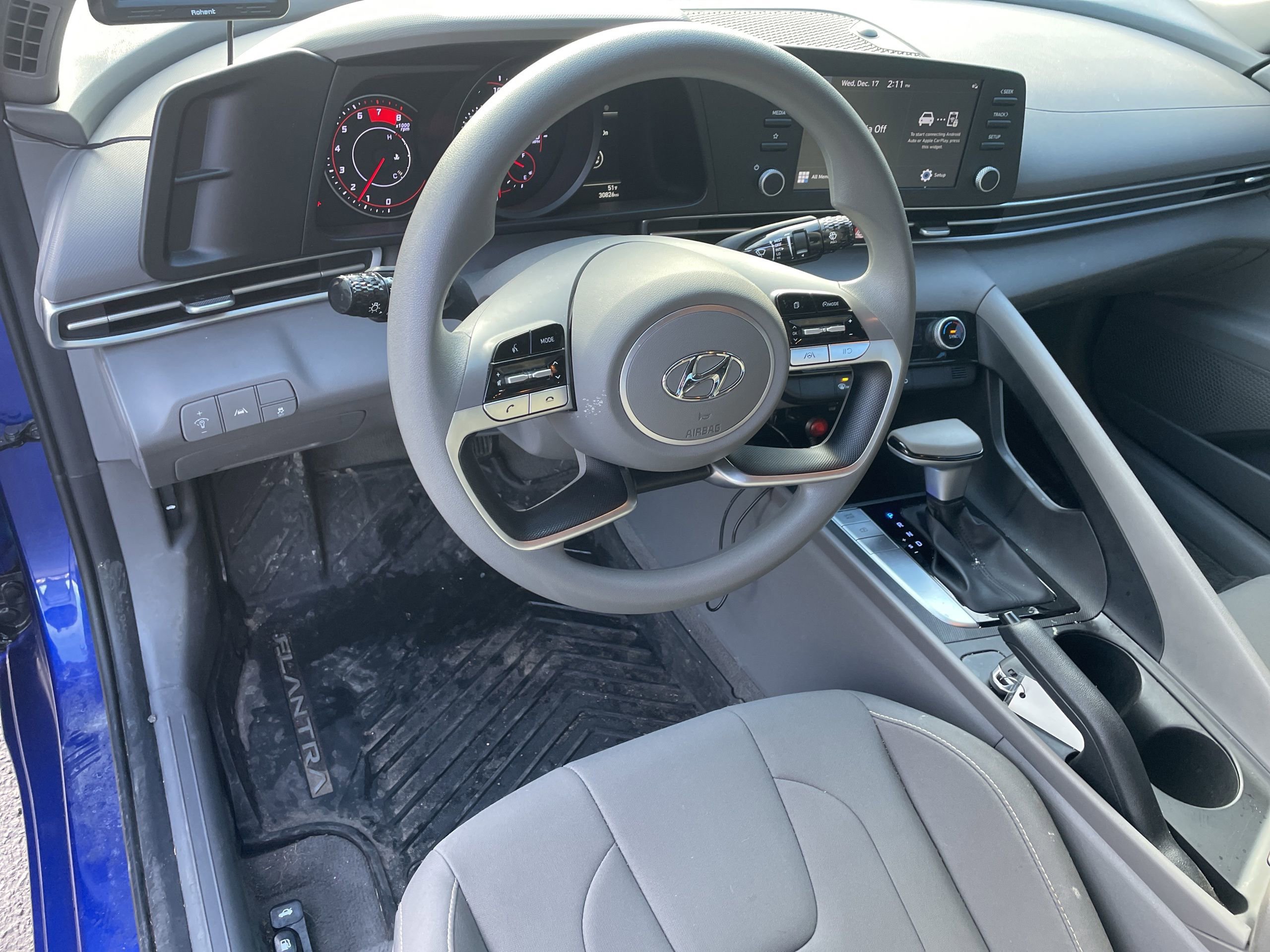 Used 2023 Hyundai Elantra SEL image 10