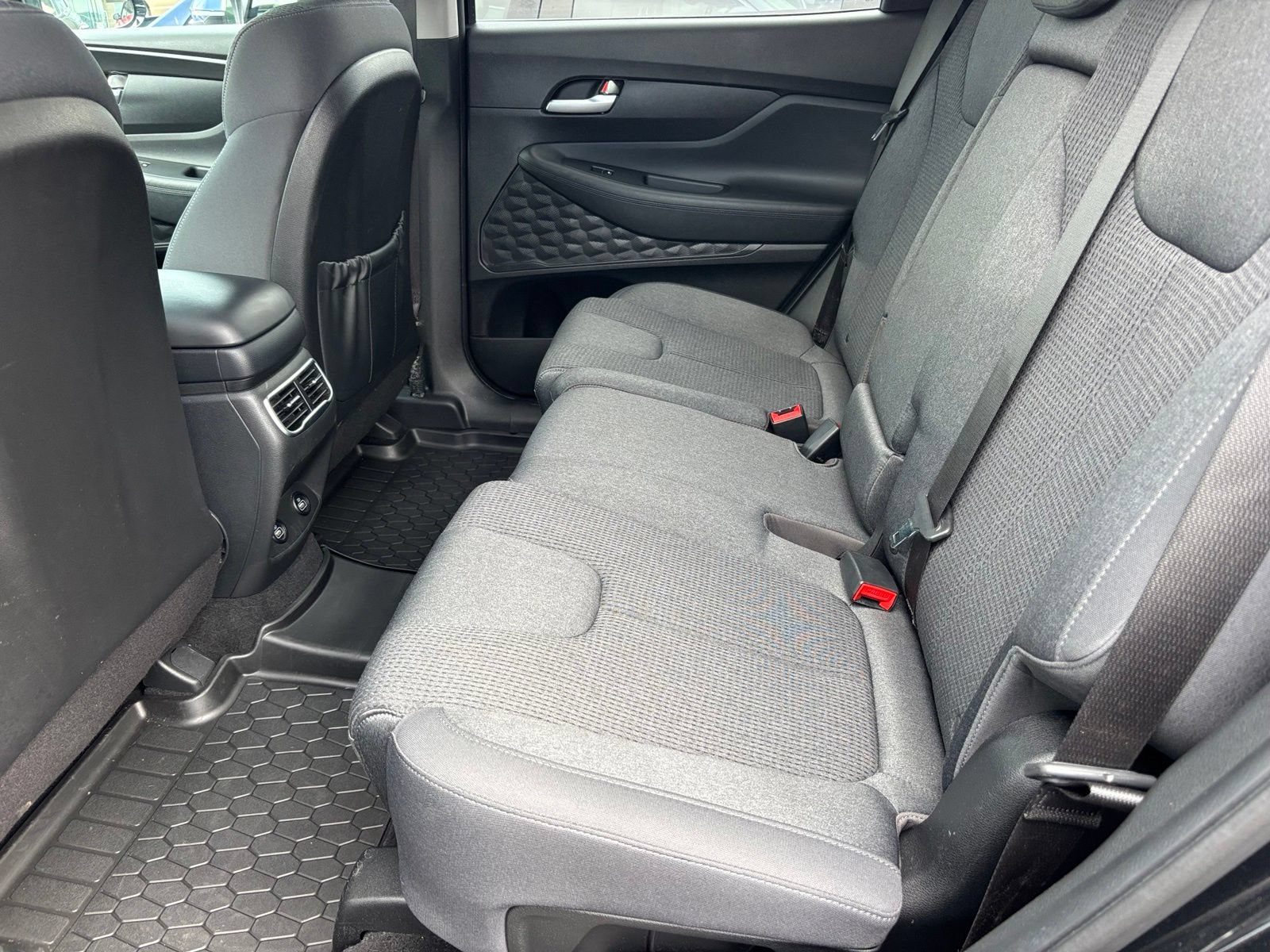 Used 2023 Hyundai Santa Fe SEL AWD/4WD image 15