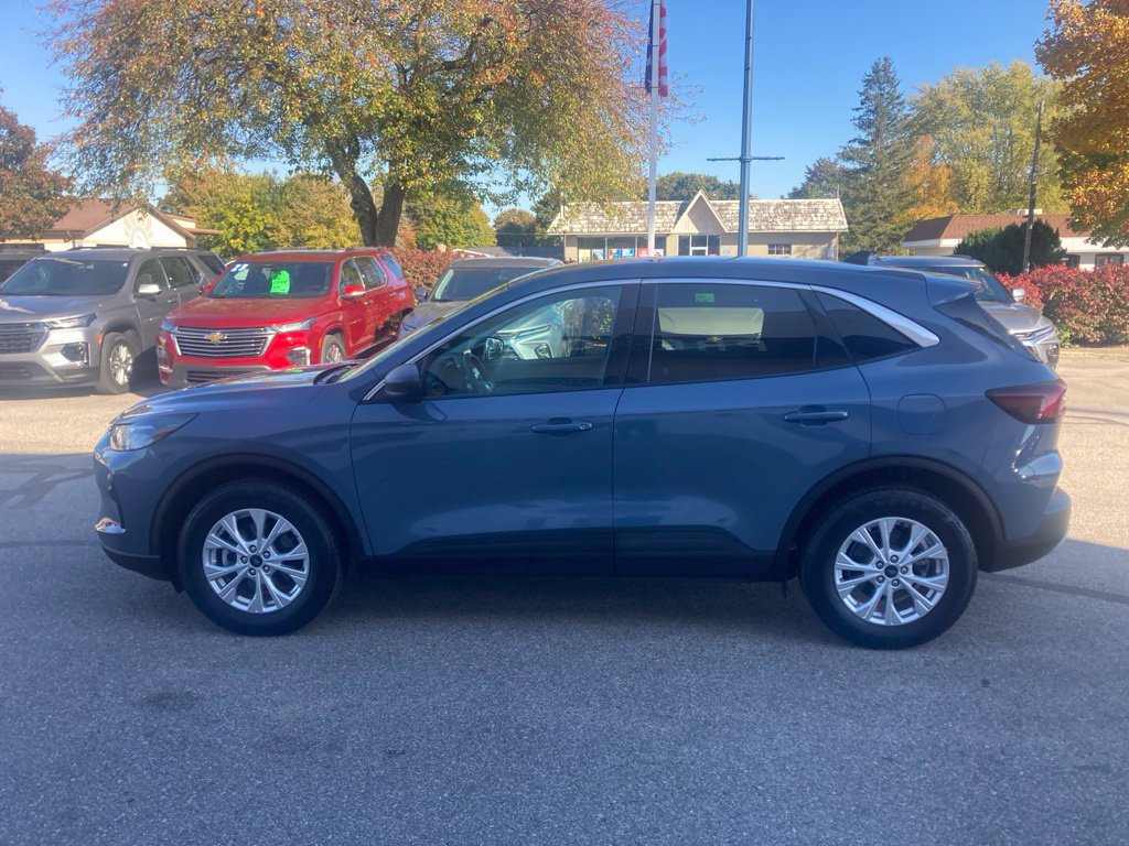 Used 2023 Ford Escape Active AWD/4WD image 8