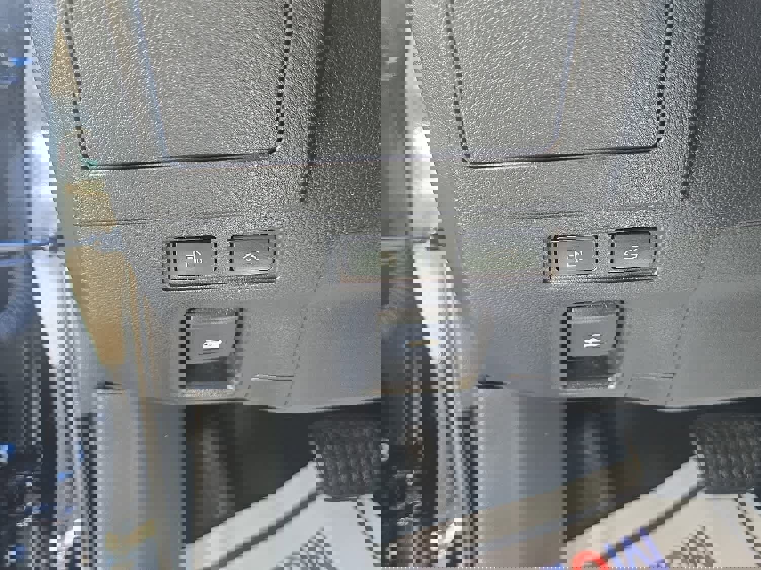 Used 2019 Lexus ES 350 w/ Premium Package image 17