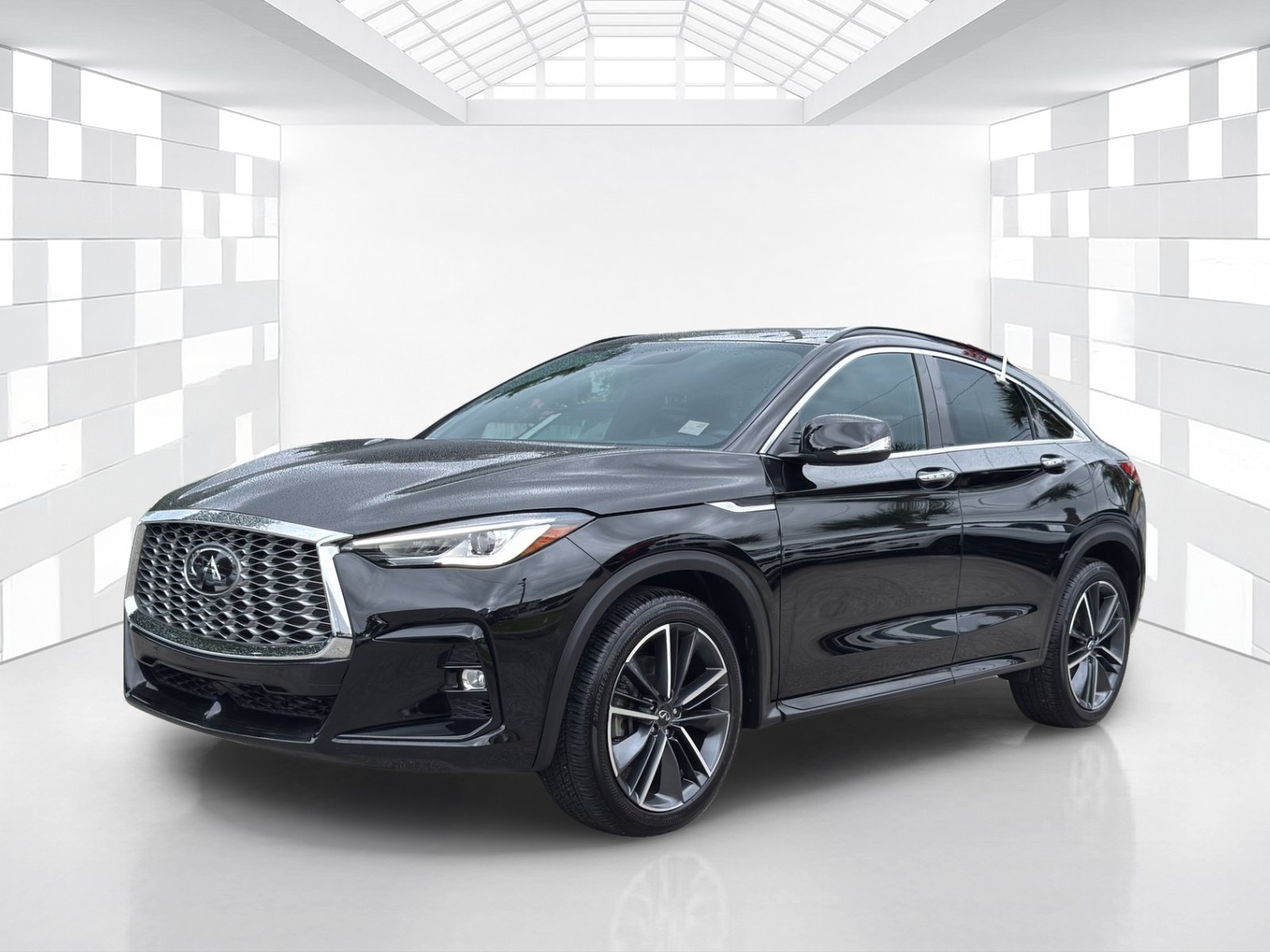 Used 2025 INFINITI QX55 Luxe AWD/4WD image 3