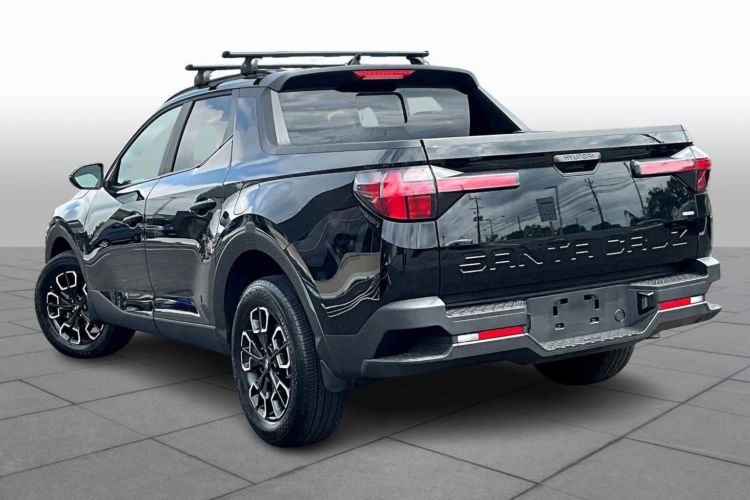 Used 2024 Hyundai Santa Cruz SEL w/ Activity Package image 11