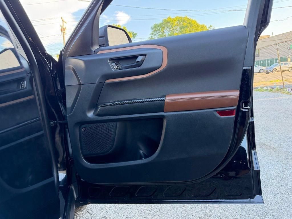 Used 2023 Ford Bronco Sport Outer Banks AWD/4WD image 14
