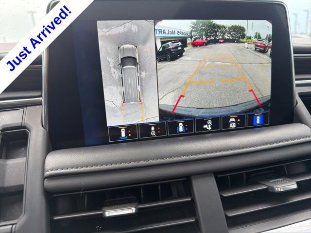 Used 2022 Chevrolet Tahoe Z71 w/ Luxury Package AWD/4WD image 17