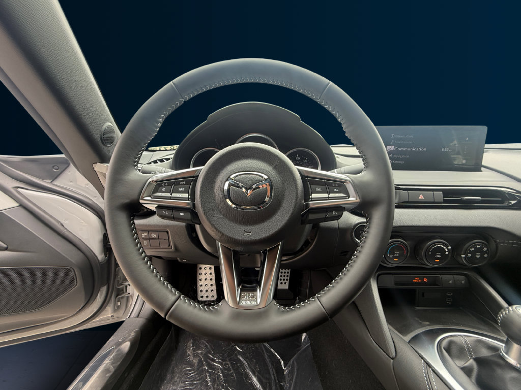 New 2026 MAZDA MX-5 Miata Club w/ Interior Package RWD image 13