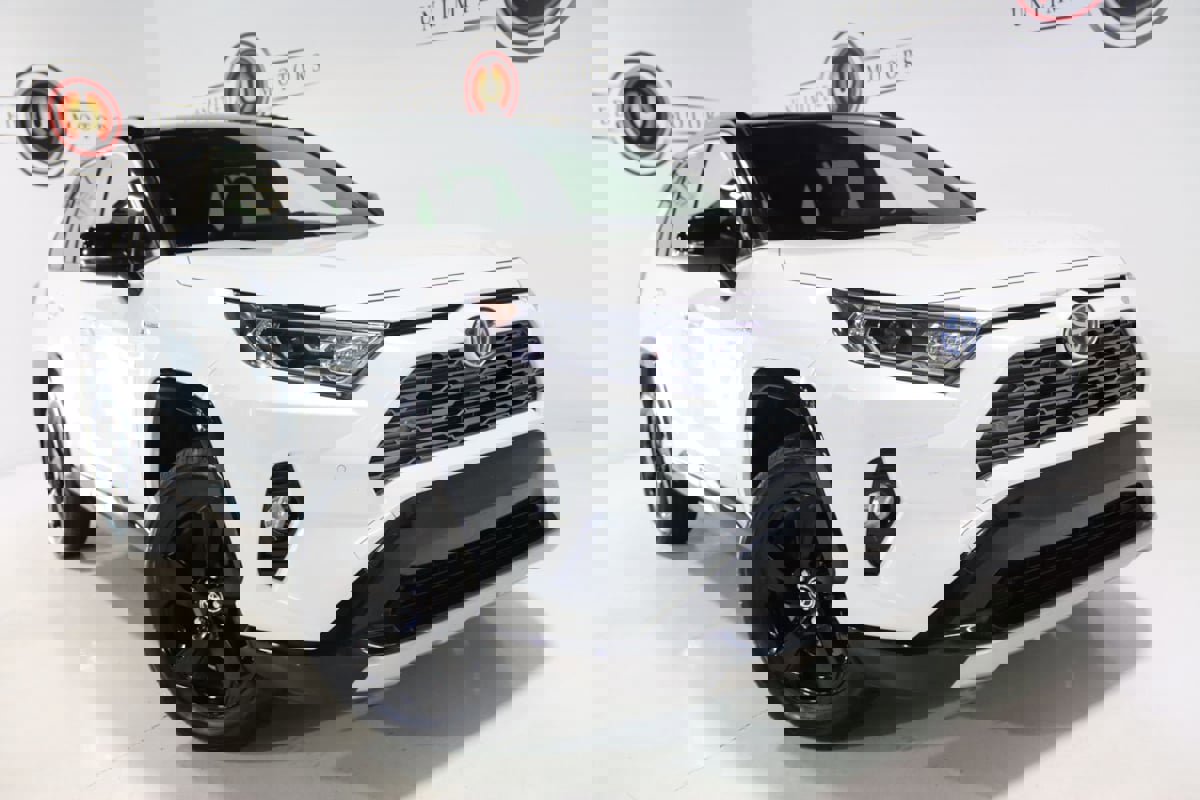 Used 2020 Toyota RAV4 XSE AWD/4WD image 9