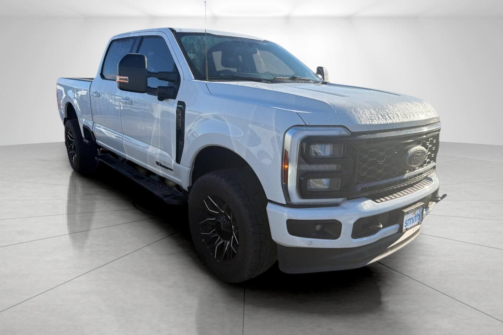 Used 2025 Ford F350 Lariat w/ Lariat Ultimate Package AWD/4WD image 2