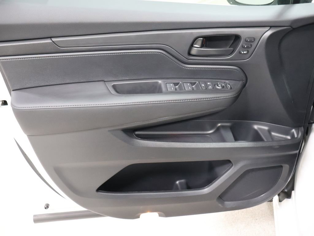 New 2026 Honda Odyssey Sport-L image 8
