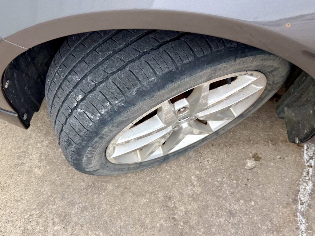 Used 2012 Ford Fusion SEL image 28