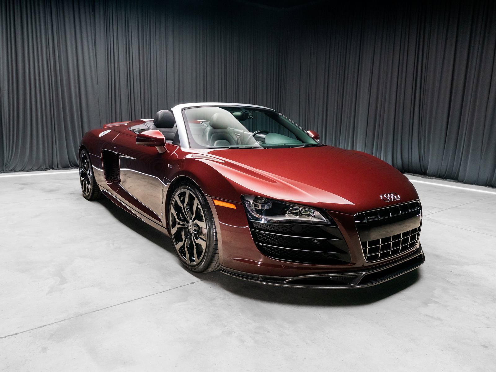 Used 2011 Audi R8 V10 image 10