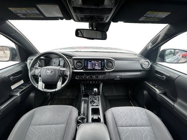 Used 2019 Toyota Tacoma TRD Off-Road w/ Technology Package image 19