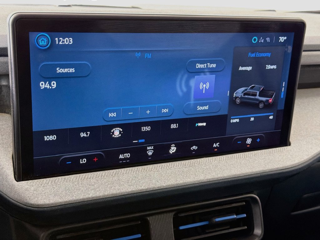 Used 2025 Ford Maverick XLT w/ Equipment Group 302A AWD/4WD image 17