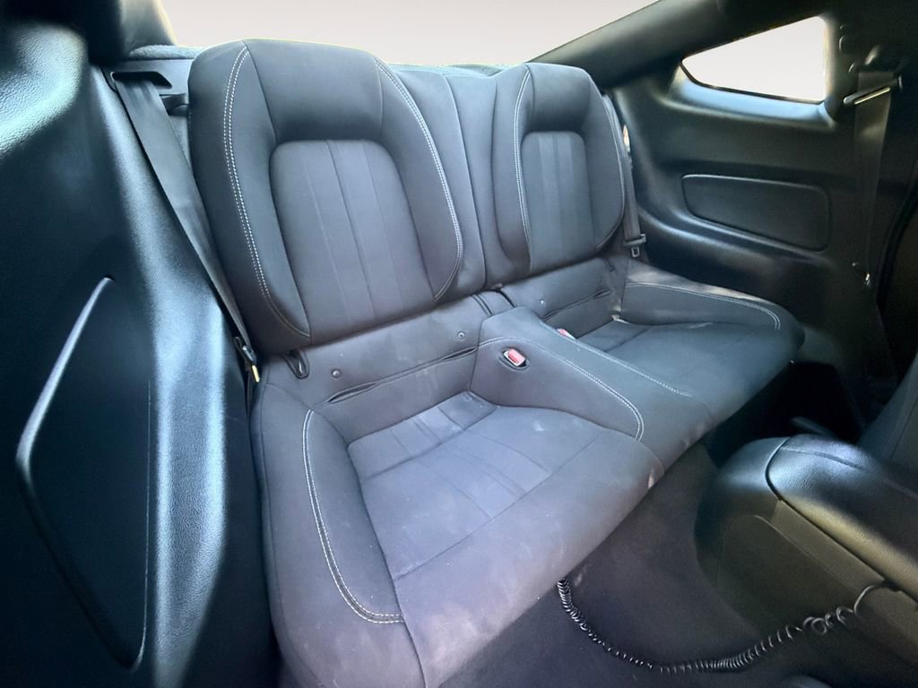 Used 2022 Ford Mustang Coupe RWD image 15