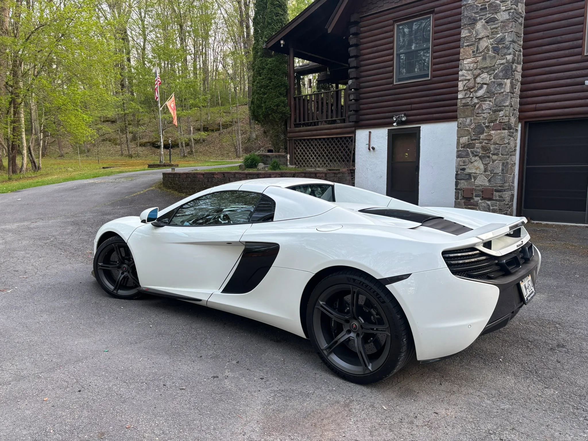Used 2015 McLaren 650S Spider RWD image 7