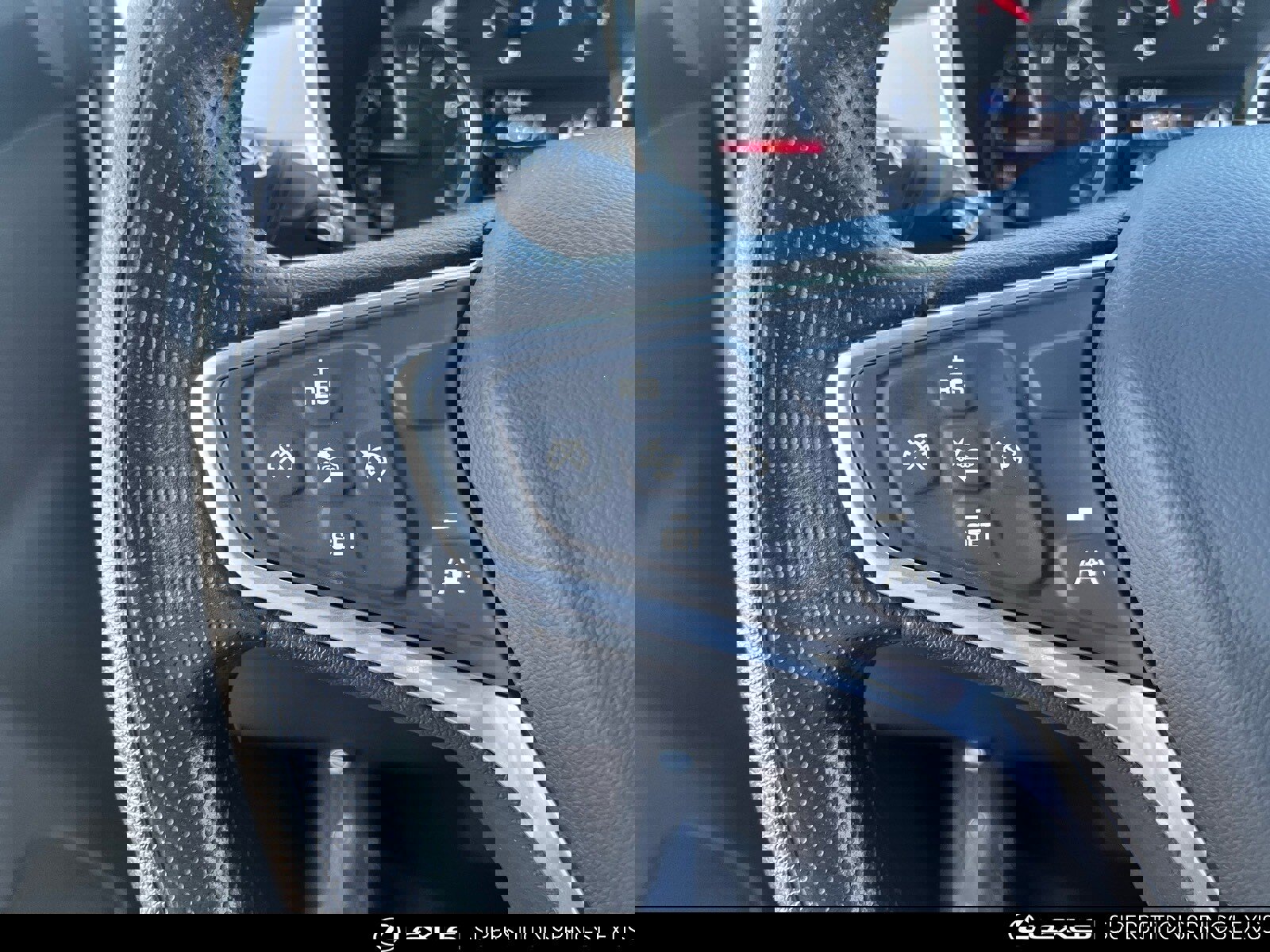 Used 2022 Chevrolet Equinox LS w/ LS Convenience Package image 18