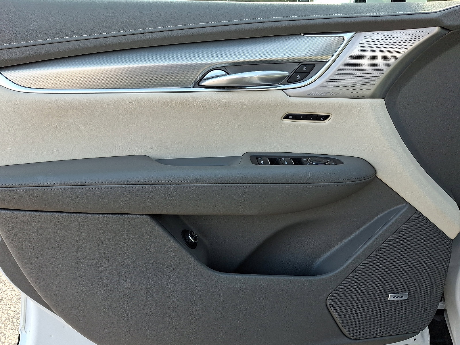 Used 2021 Cadillac XT5 Premium Luxury image 15