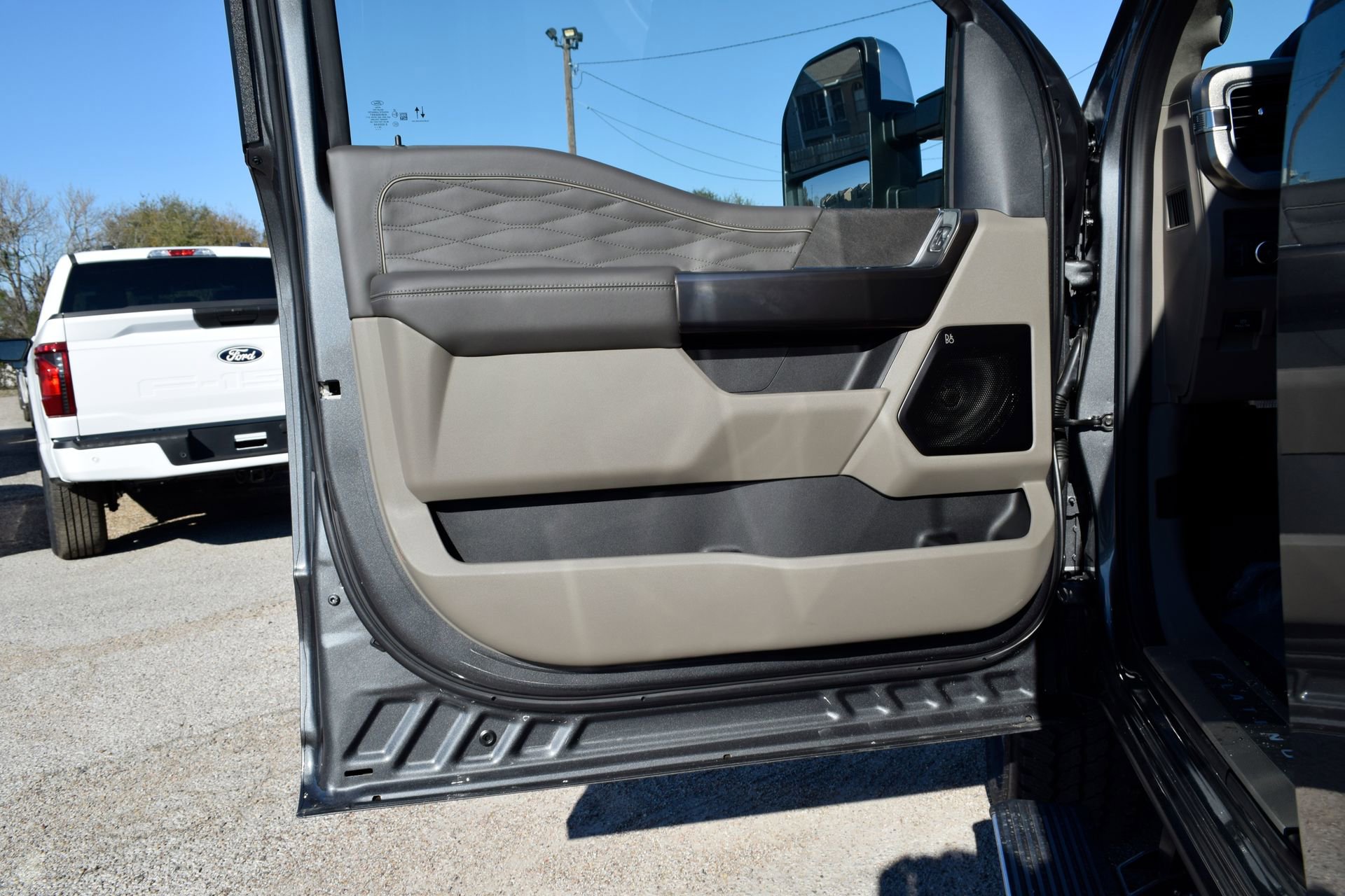 New 2026 Ford F350 Platinum w/ Platinum Plus Package image 19