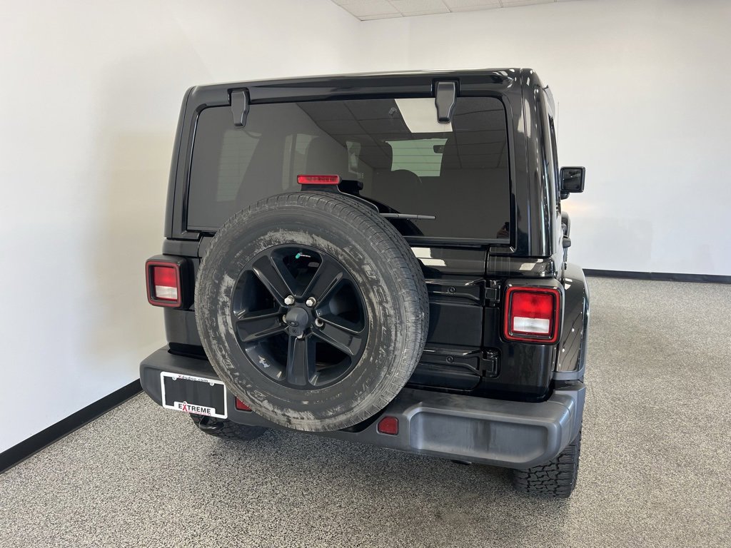 Used 2020 Jeep Wrangler Unlimited Sahara image 6