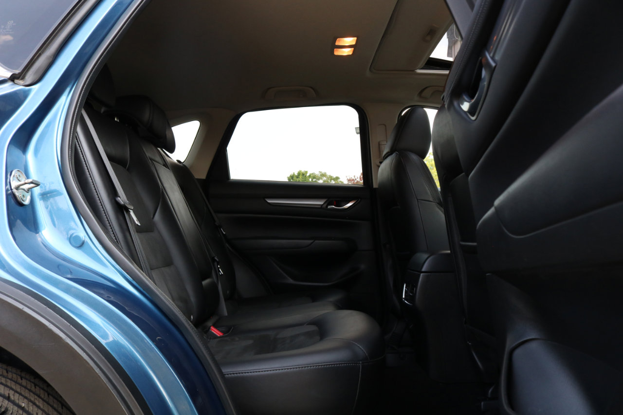 Used 2020 MAZDA CX-5 Touring image 37