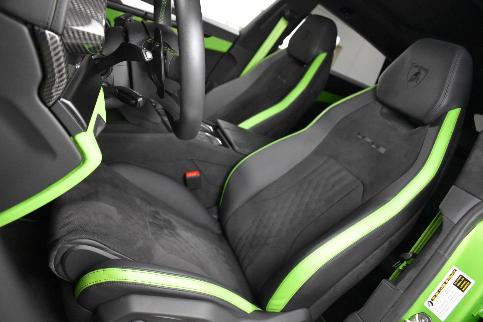 Used 2024 Lamborghini Urus S AWD/4WD image 21