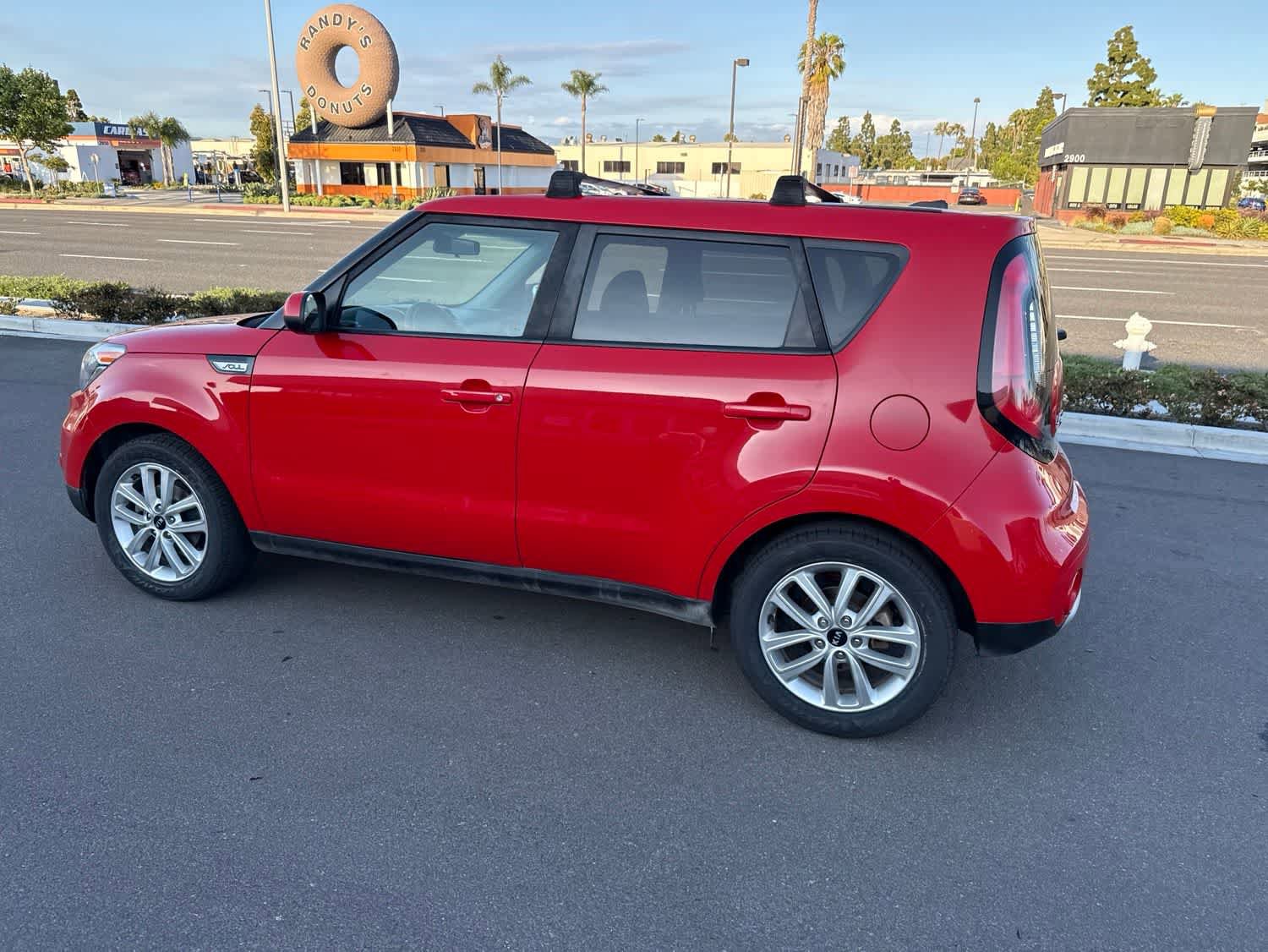 Used 2018 Kia Soul + FWD image 21