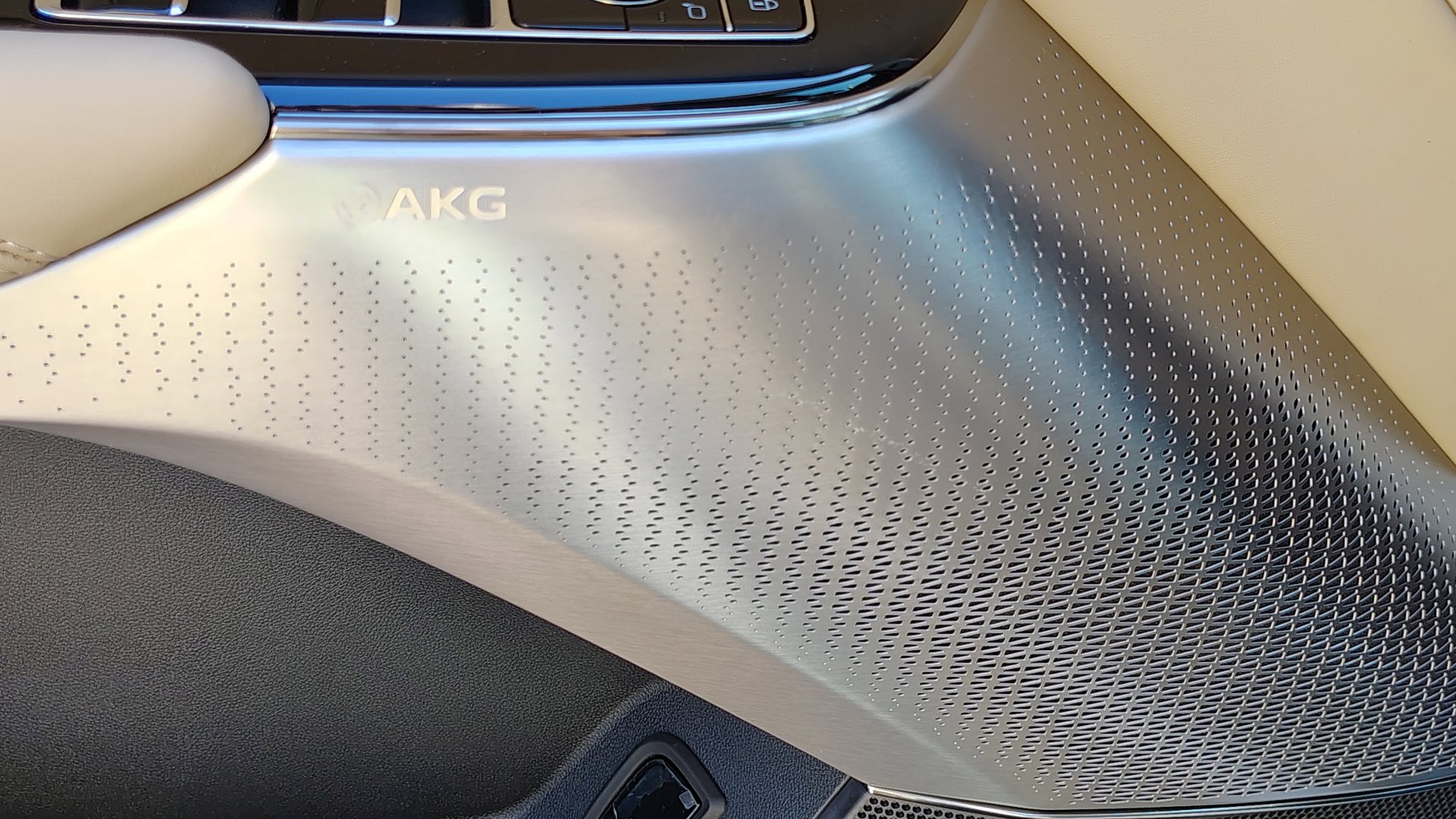 New 2026 Cadillac Lyriq Signature Luxury image 11