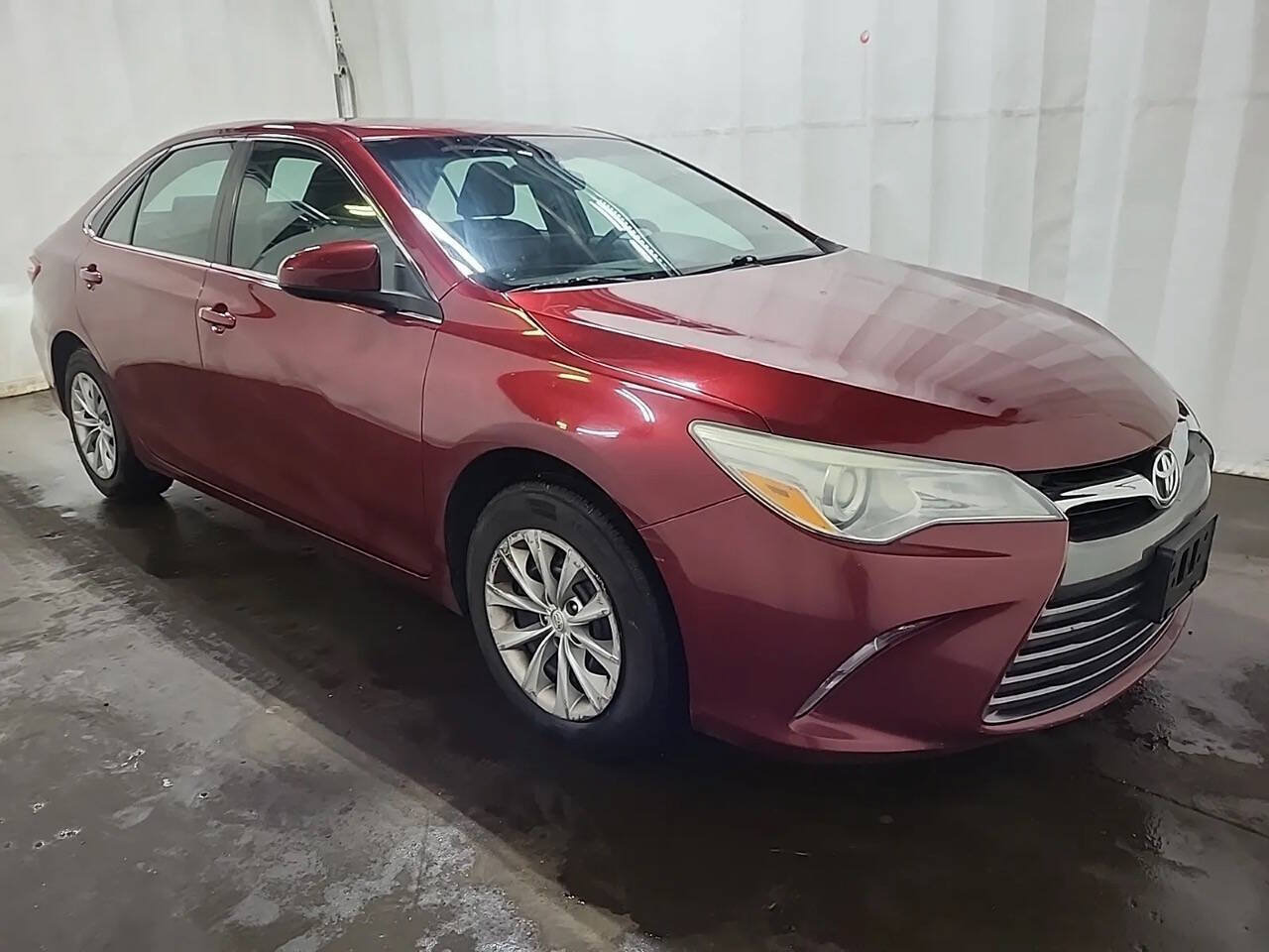 Used 2016 Toyota Camry LE