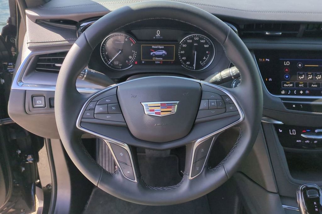 Used 2025 Cadillac XT5 Luxury image 27