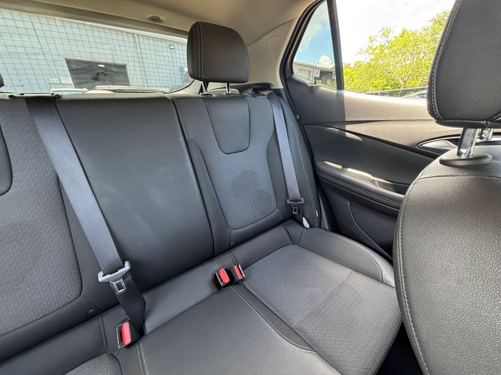 Used 2025 Buick Encore GX Preferred FWD image 36