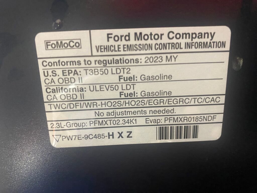 Used 2023 Ford Explorer XLT image 32