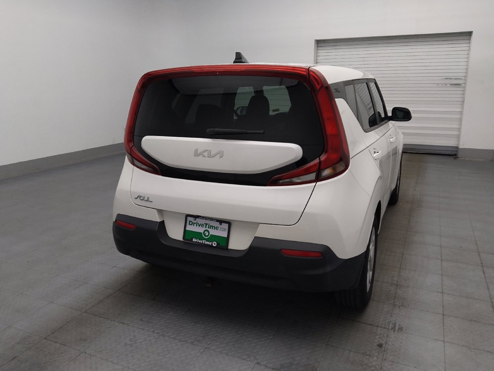 Used 2022 Kia Soul LX w/ Technology Package FWD image 7