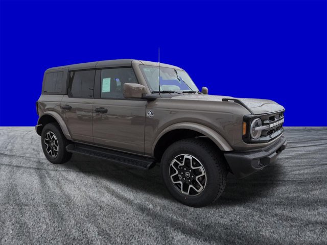 New 2026 Ford Bronco Outer Banks AWD/4WD image 2