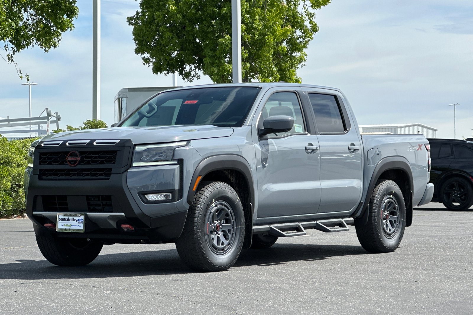 New 2026 Nissan Frontier Pro-X image 8