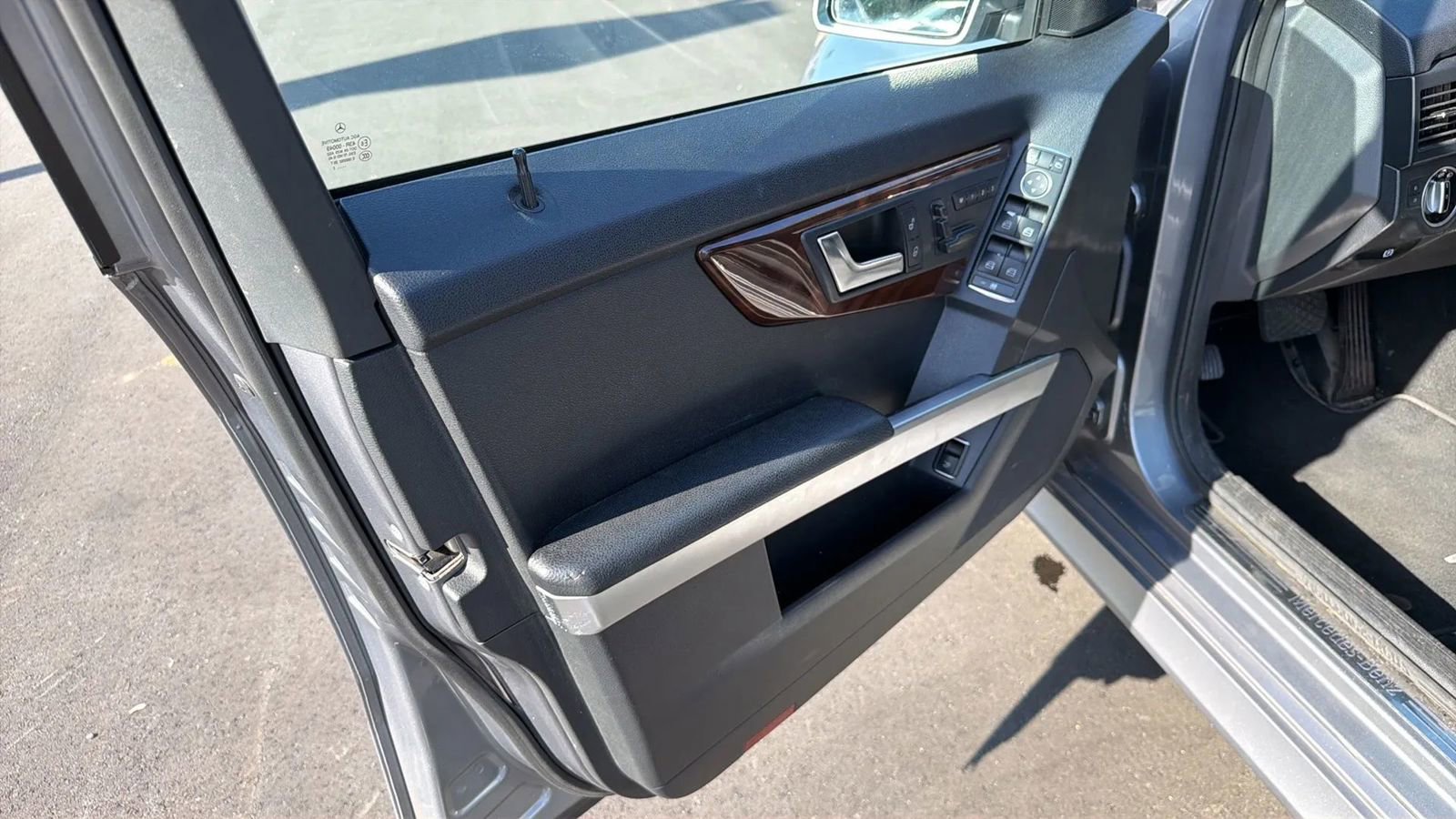 Used 2012 Mercedes-Benz GLK 350 4MATIC image 12