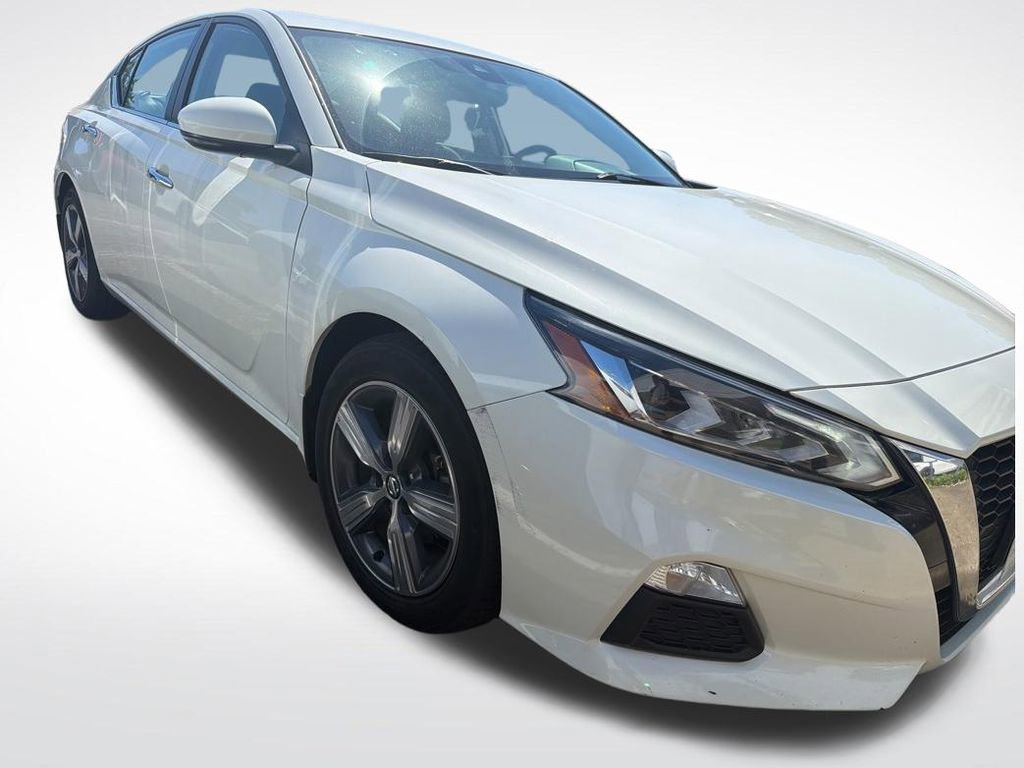 Used 2021 Nissan Altima 2.5 SV w/ SV Premium Package FWD image 5