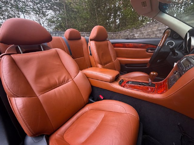 Used 2002 Lexus SC 430 Convertible RWD image 29