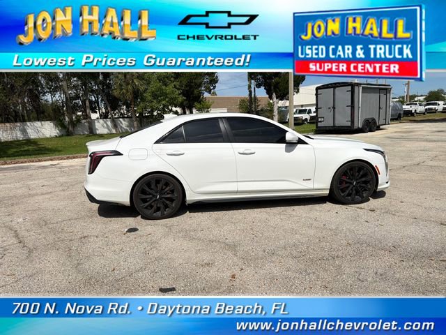 Used 2022 Cadillac CT4 V w/ Technology Package image 14